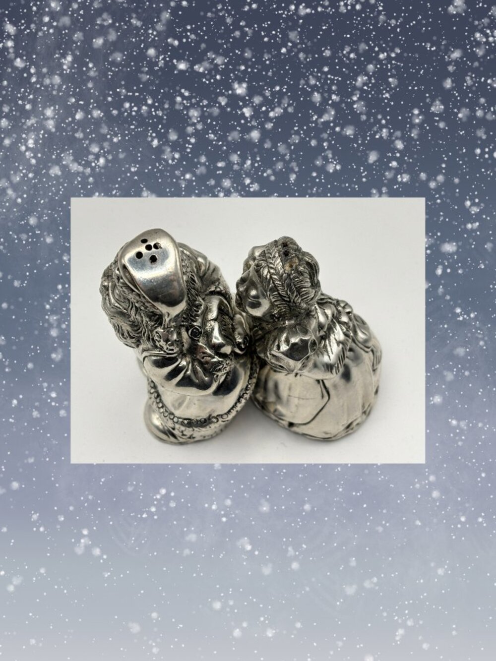 Kirk Stieff pewter Santa and Mrs. Claus salt and pepper shakers (#716) - Picture 6 of 6